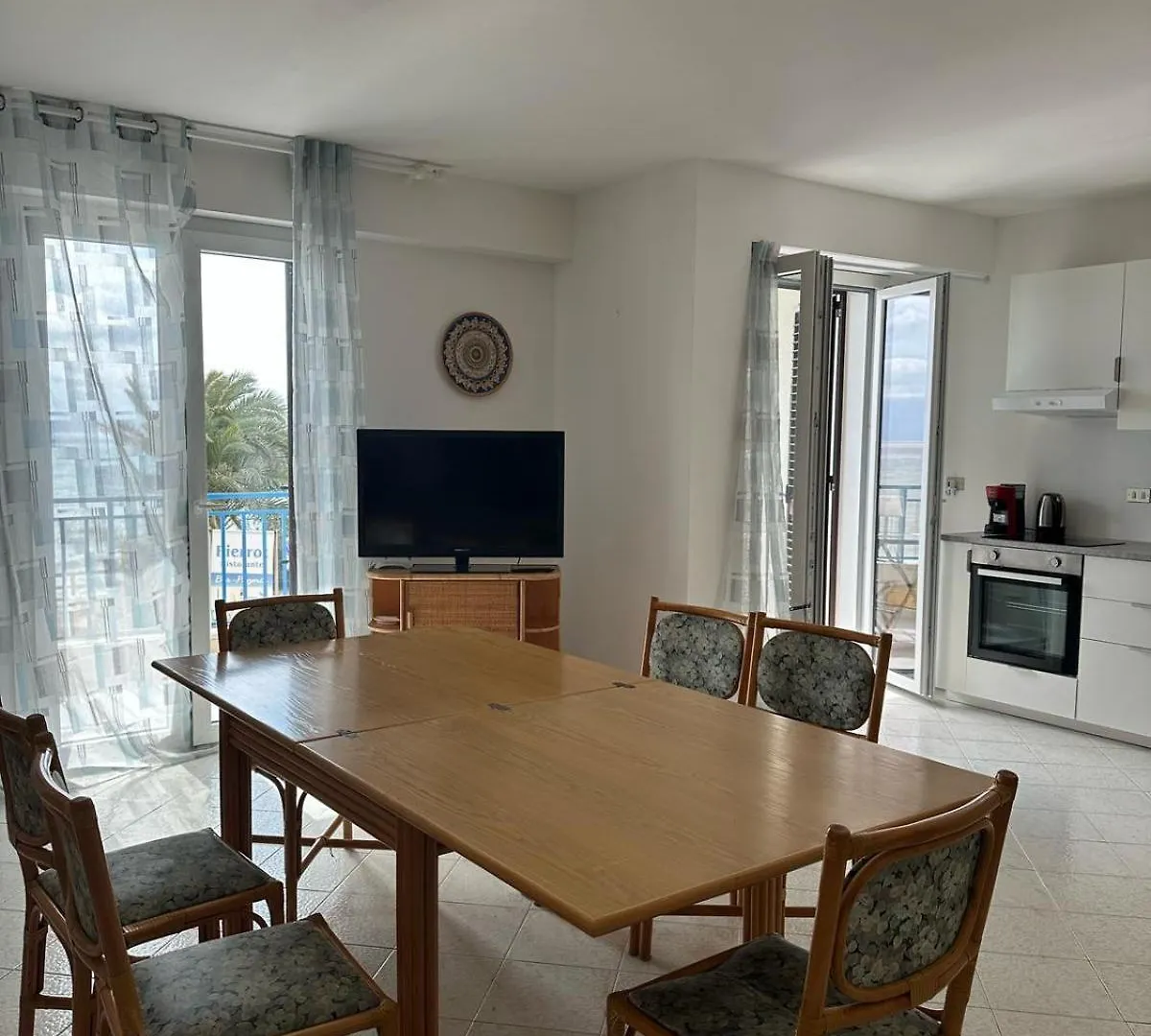 Casa Azzurra - Terrazza Sul Mare Apartment Marinella di Selinunte Italy